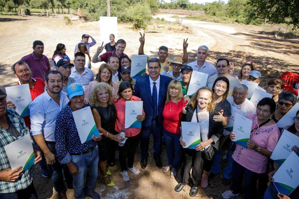 Familias De Colonias Unidas Recibieron El T Tulo De Propiedad De Sus