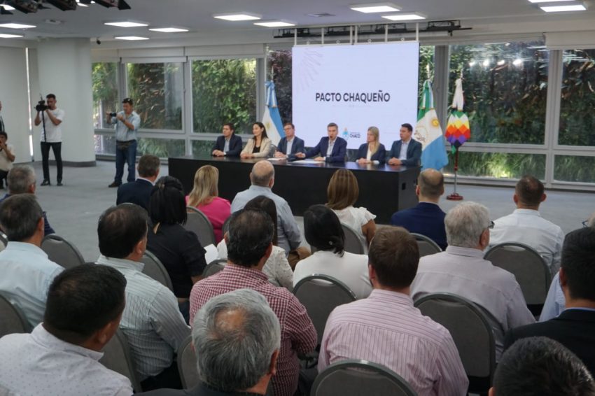 Zdero Firm Con Los Intendentes El Pacto Chaque O Y Anunci La Primera