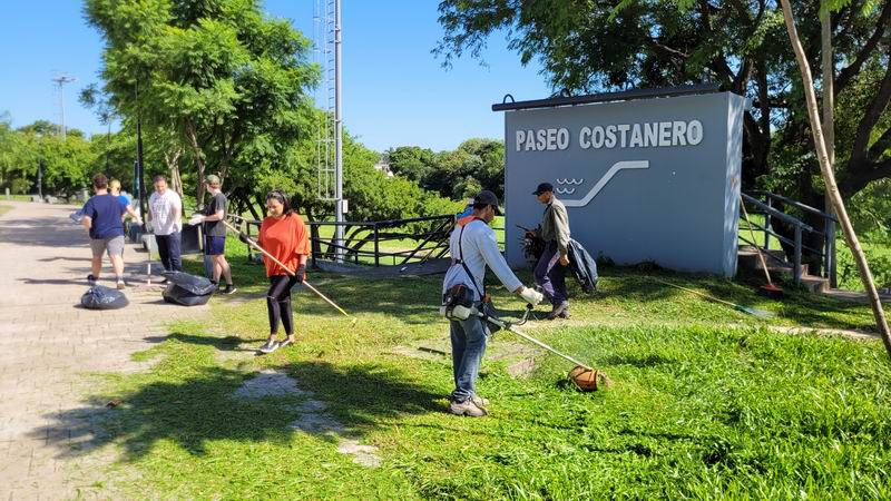 Vecinos se sumaron a la limpieza de Resistencia no quiero verte